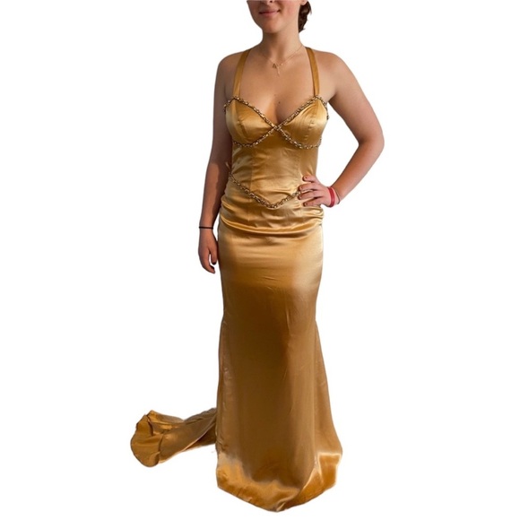 Jovani Gown Gold Color - Picture 2 of 4